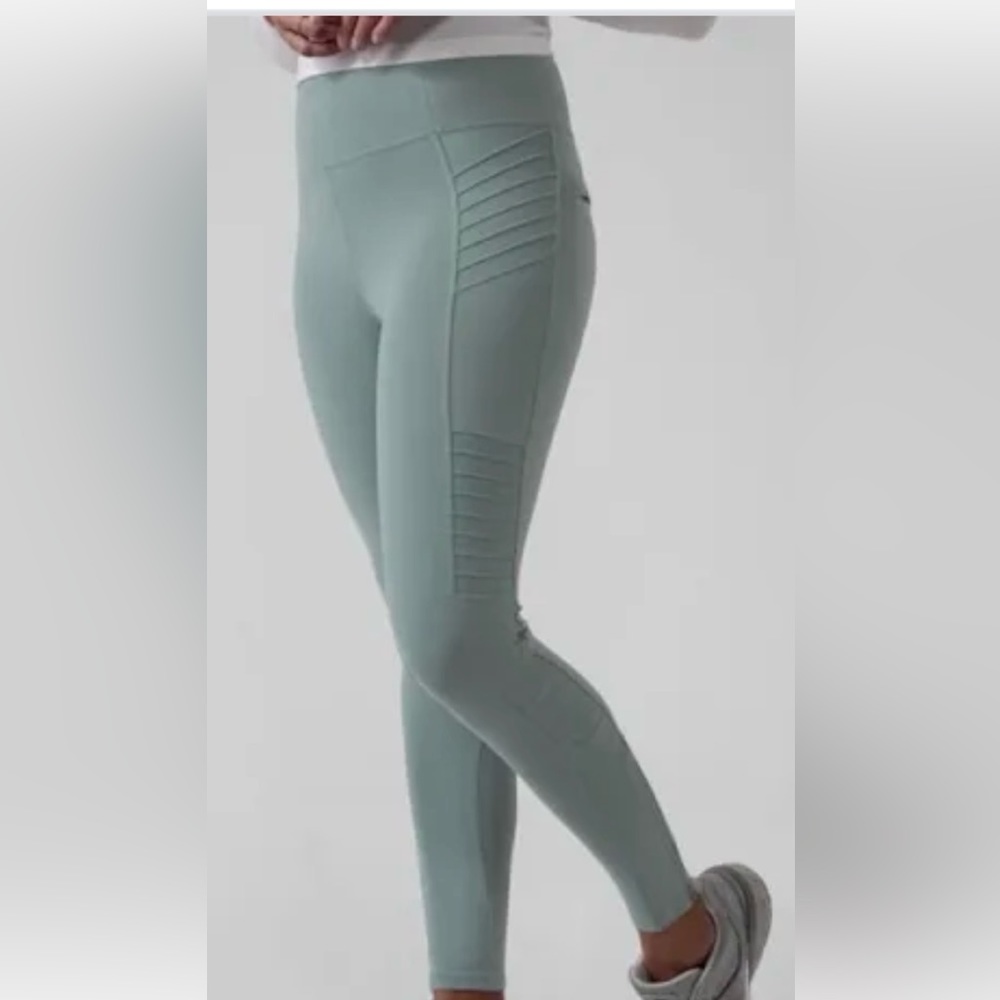 Athleta Delancey Moto